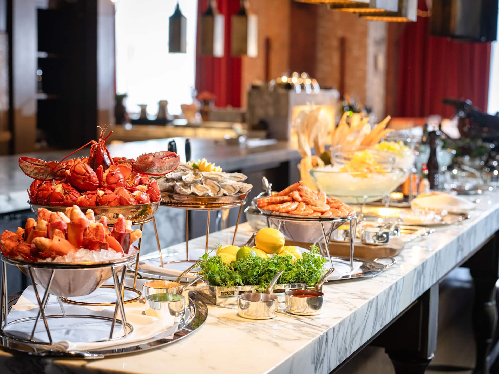 Hyatt Regency Hong Kong, Tsim Sha Tsui Hugos Brunch Appetizer Buffet