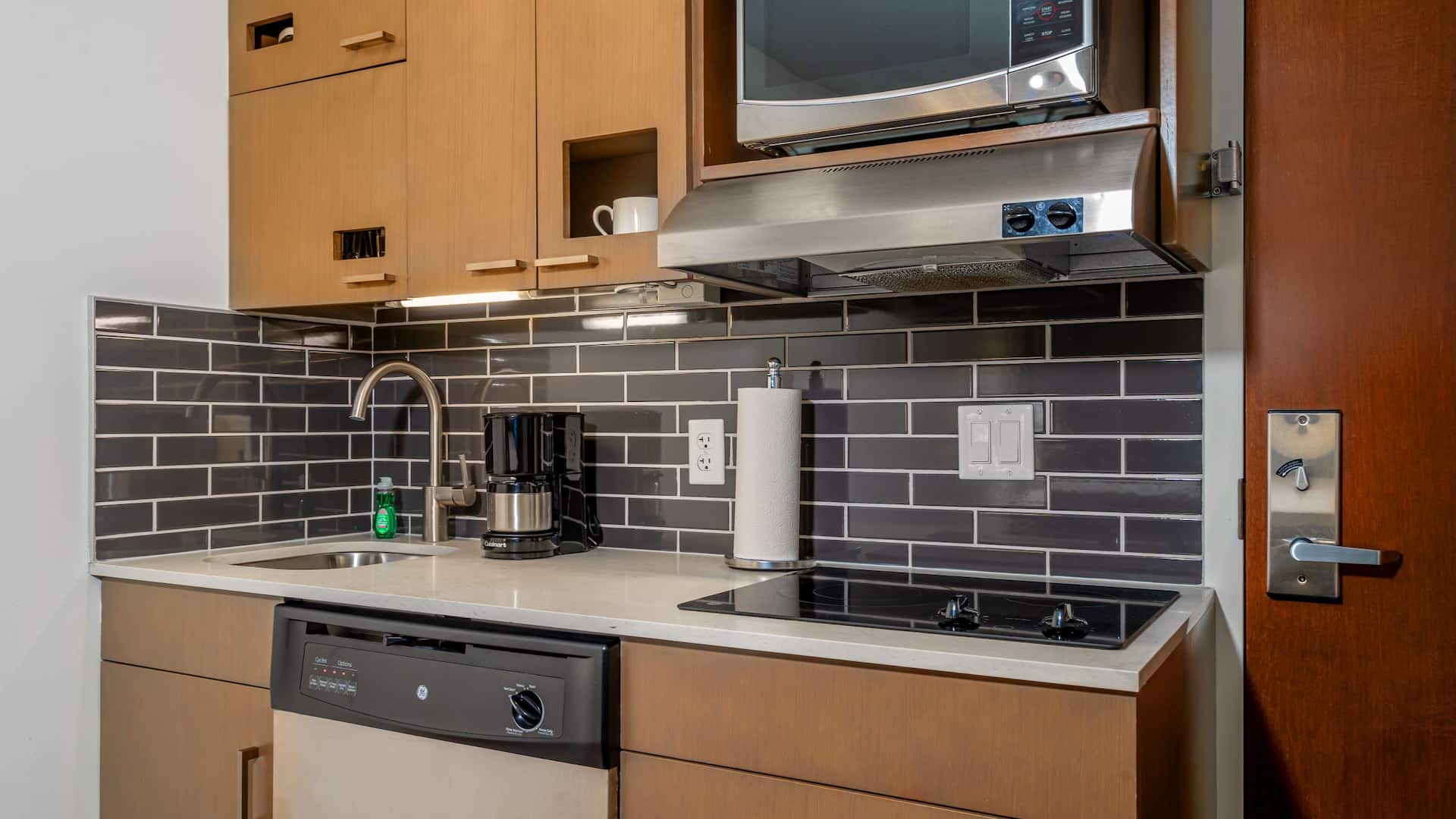Hyatt House Salt Lake City/Downtown King Bed Studio Suite Kitchen Area Detail