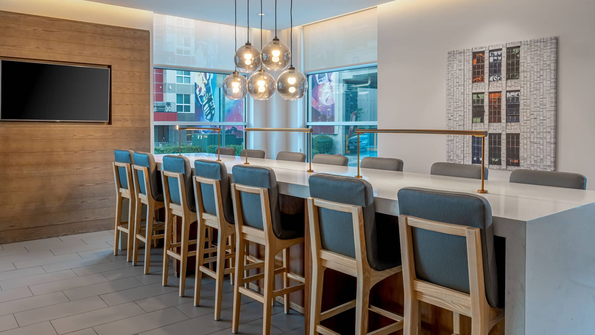 Hyatt House Salt Lake City/Downtown Lobby Communal Table