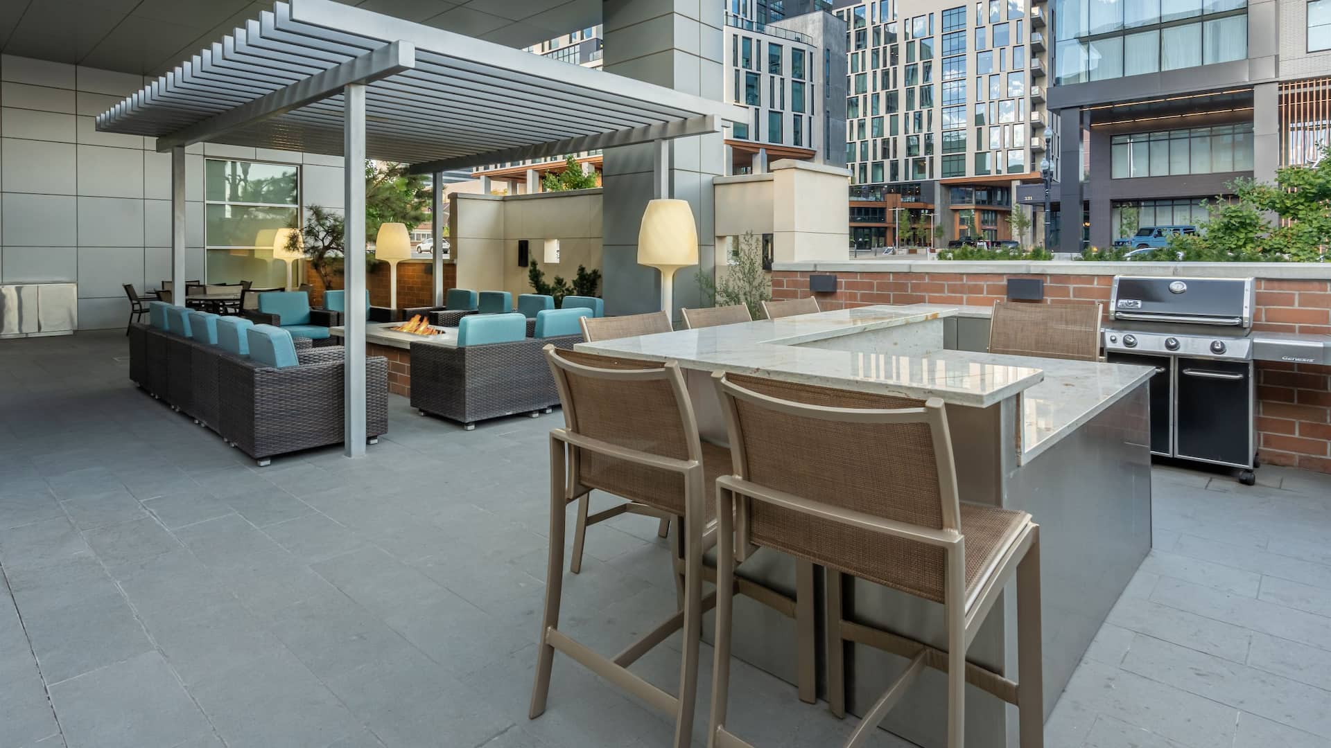 Hyatt House Salt Lake City/Downtown Patio Seating Bar
