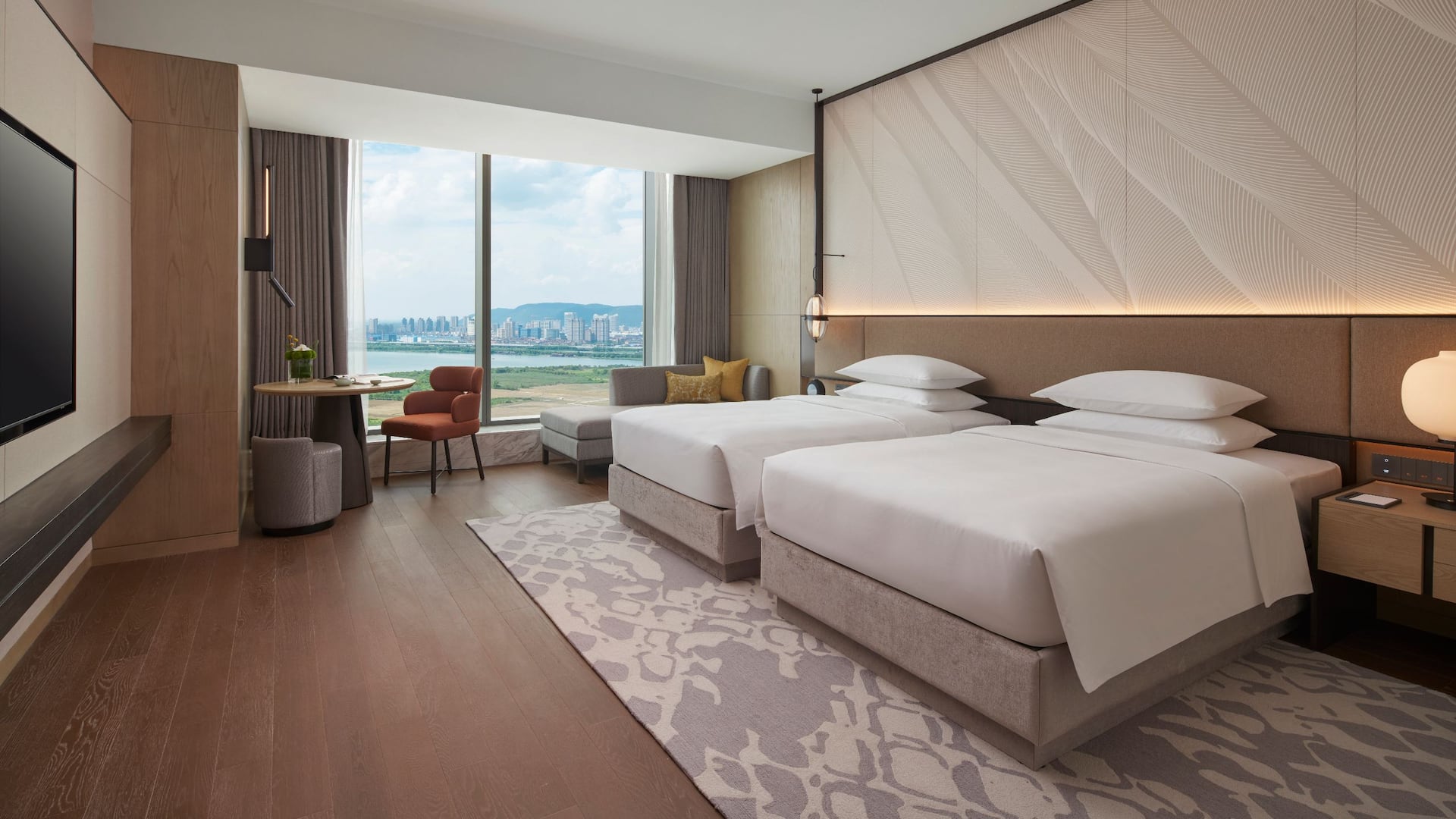 1 of 1 Hyatt Regency Changshu Kuncheng Lake Two Twin Beds With Lake View Bedroom