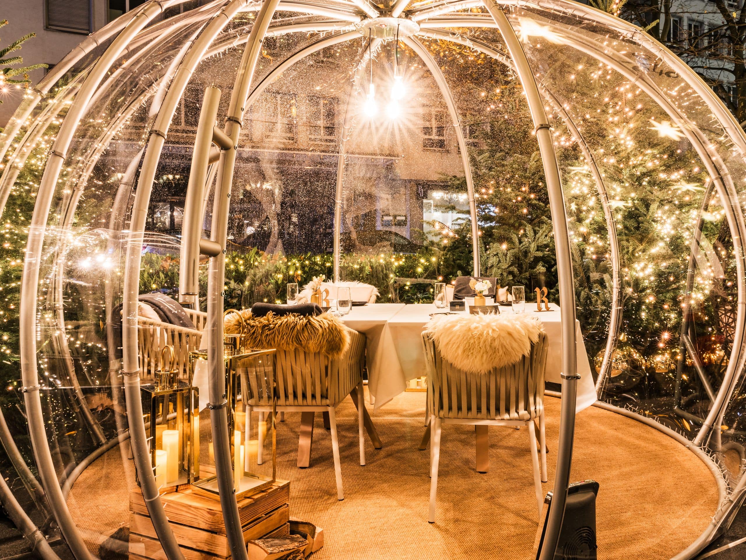 Park Hyatt Zürich - Die prickelnde Weihnachtszeit lädt dazu ein, den Jahresausklang gebührend zu feiern.