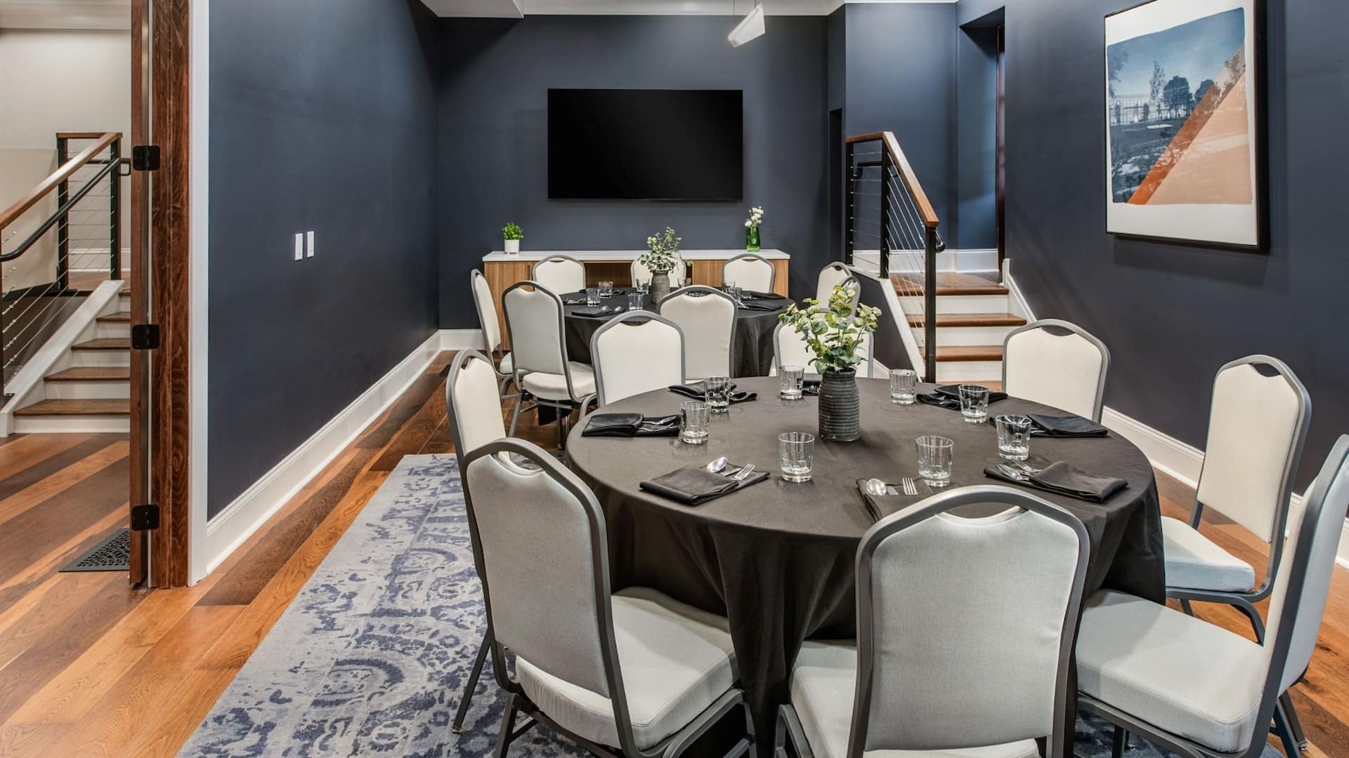 Hyatt Place Newark / Main Street Meeting Room Rounds Setup With Television