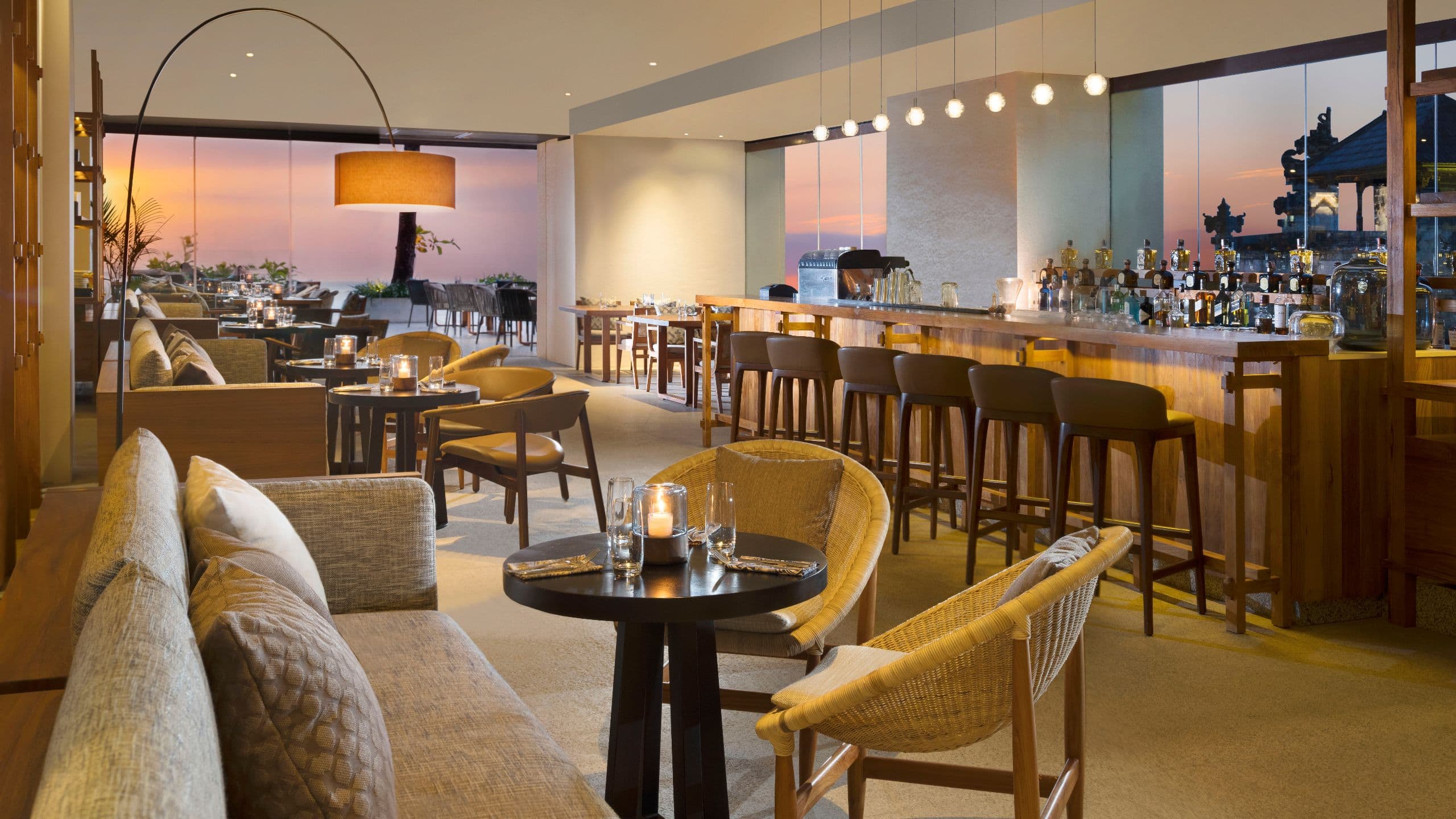 Alila Seminyak Seasalt Bar