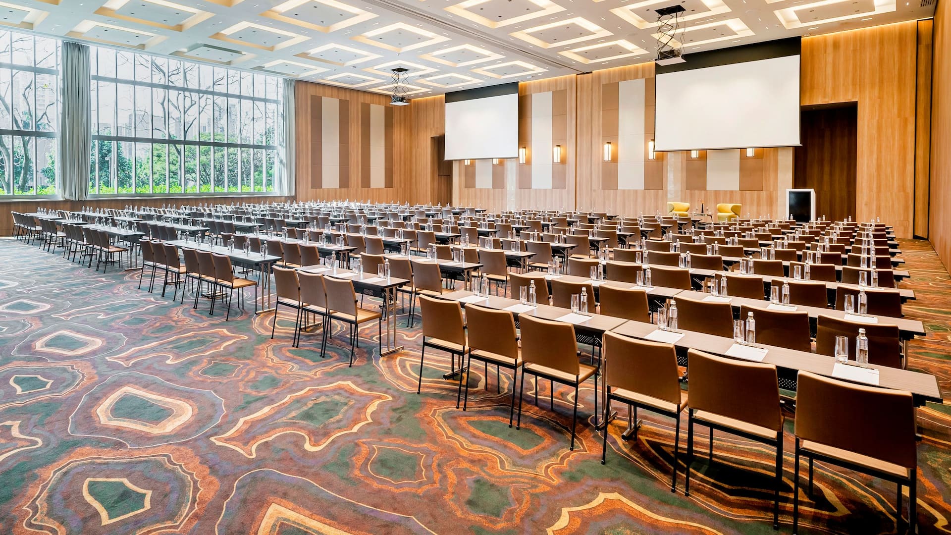 3 of 6 Grand Hyatt São Paulo Grand Room One And Two Classroom Window