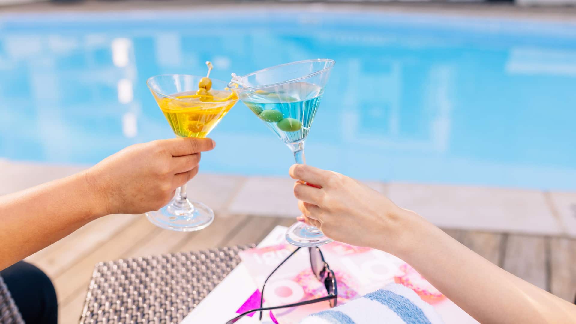 Hyatt Regency Toronto Pool Cocktails