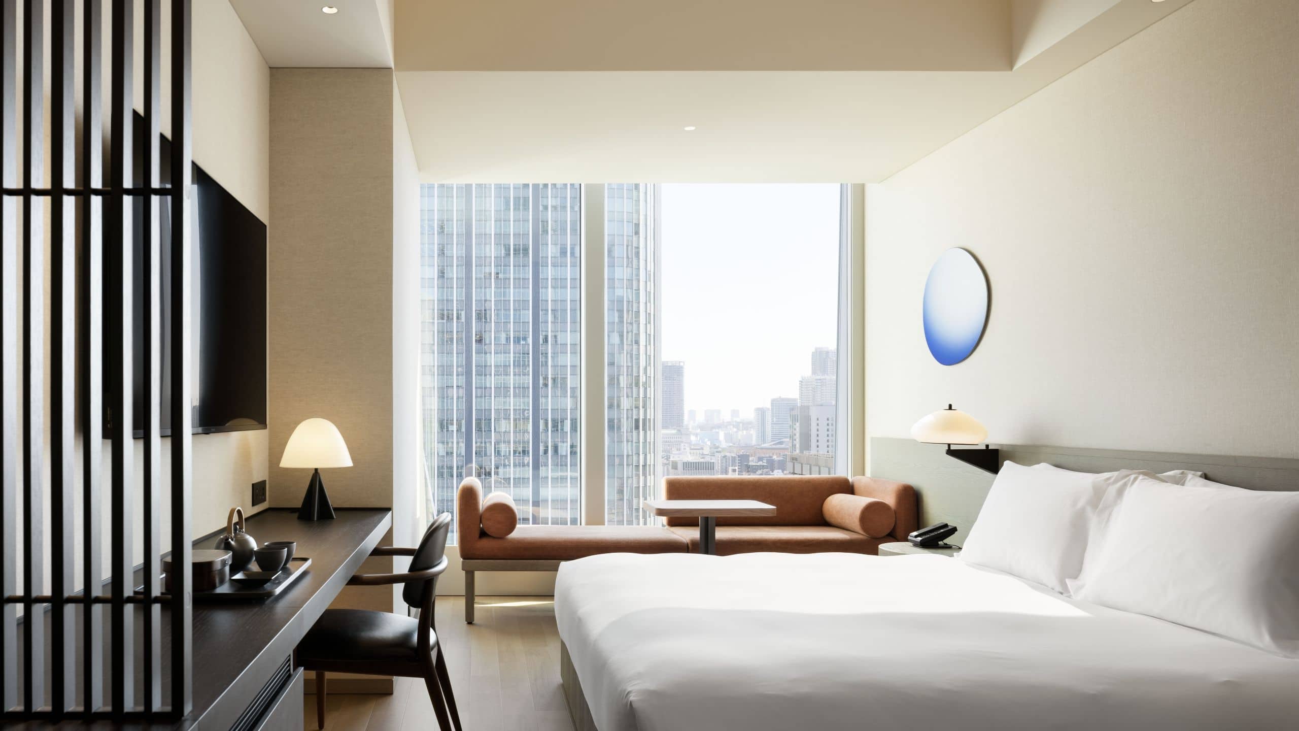 1 из 4 Hotel Toranomon Hills King Bed With City View