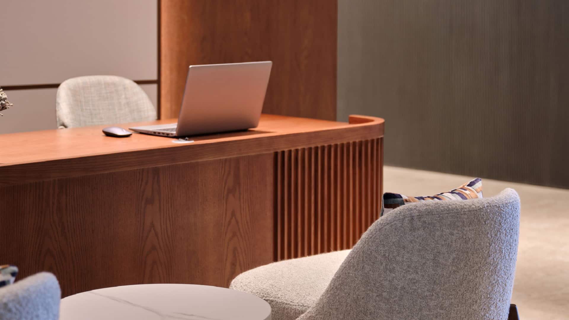 Grand Hyatt Kuwait Residences Lobby Reception Seating Detail