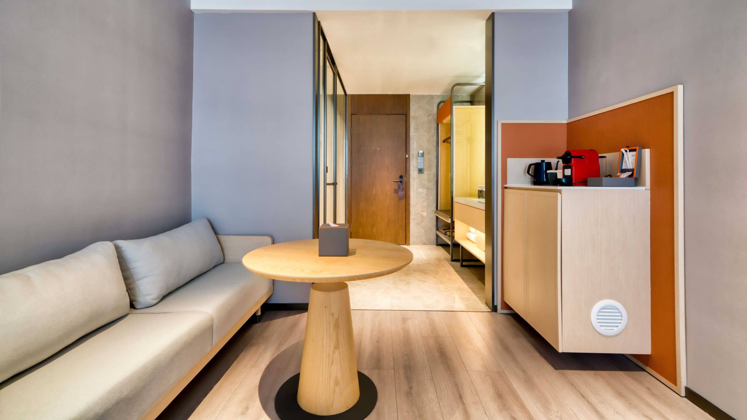 3 of 4 UrCove Hangzhou North Grand Canal Tatami Queen Couch