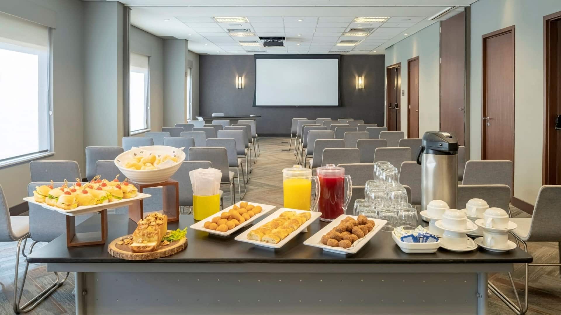 5 de 5 Hyatt Place Sao Jose do Rio Preto Coffee Break