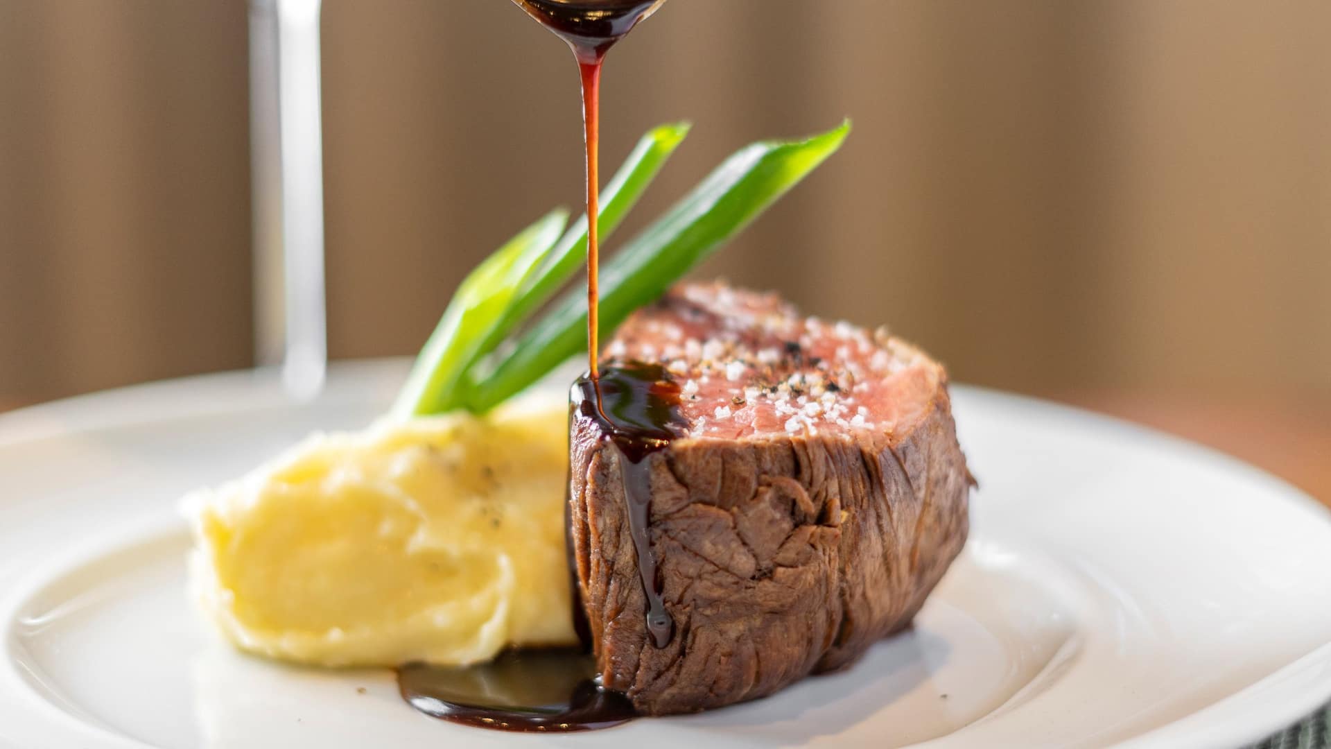 Hyatt Place Sao Jose do Rio Preto Steak And Gravy