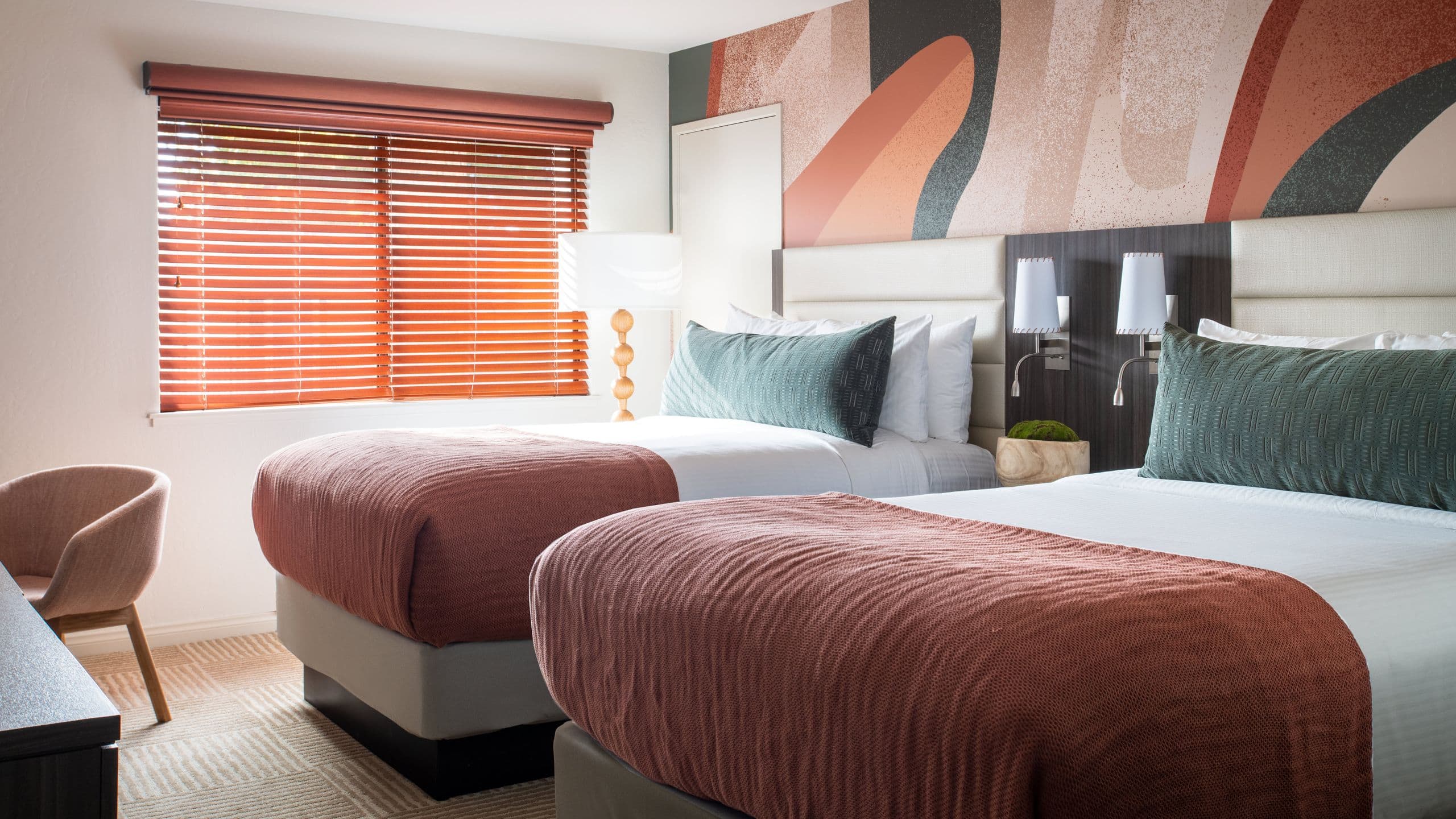 Hotel Avante Two Double Beds Guestroom