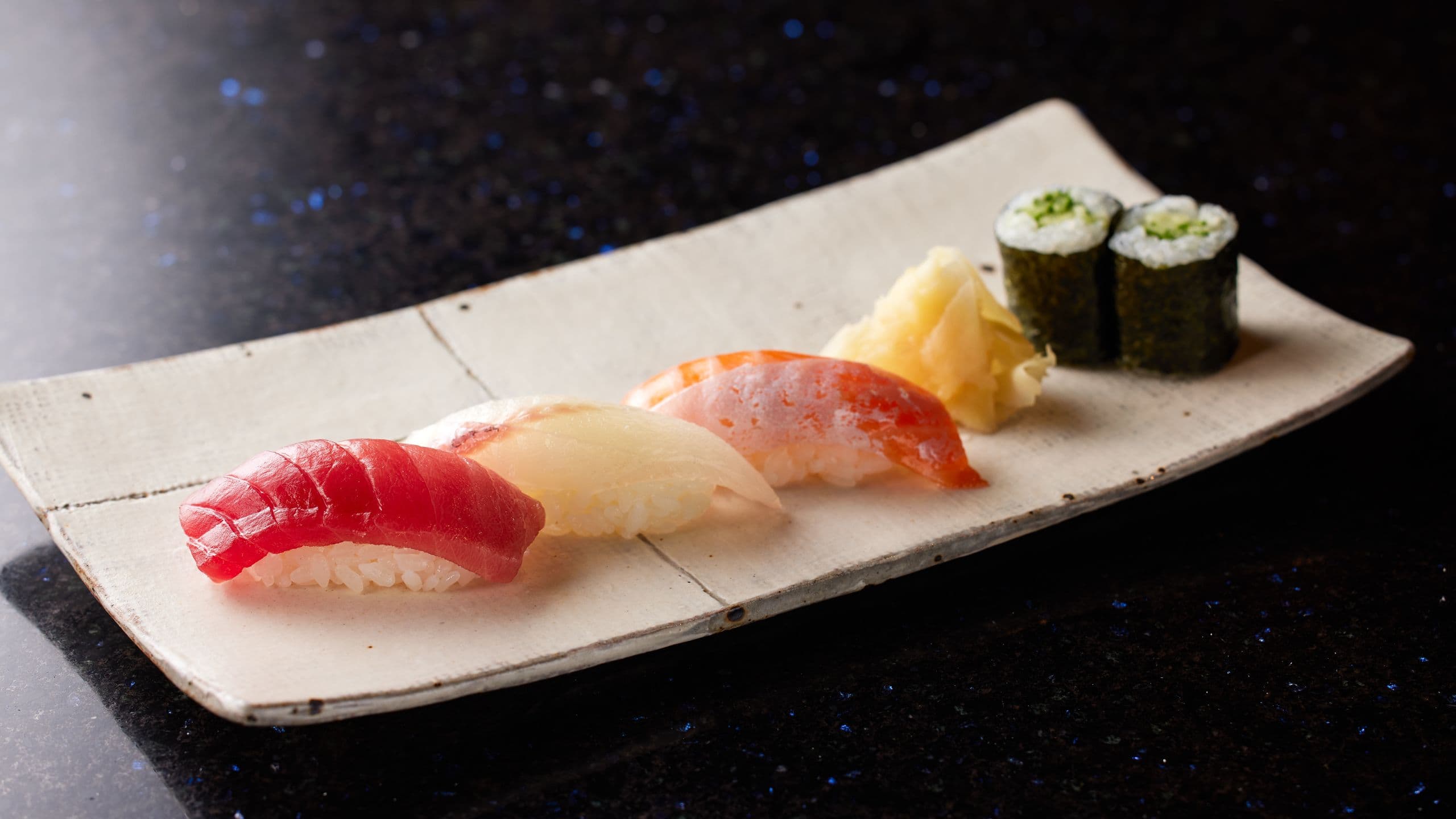 Fuji Speedway Hotel Robata Oyama Sushi Set