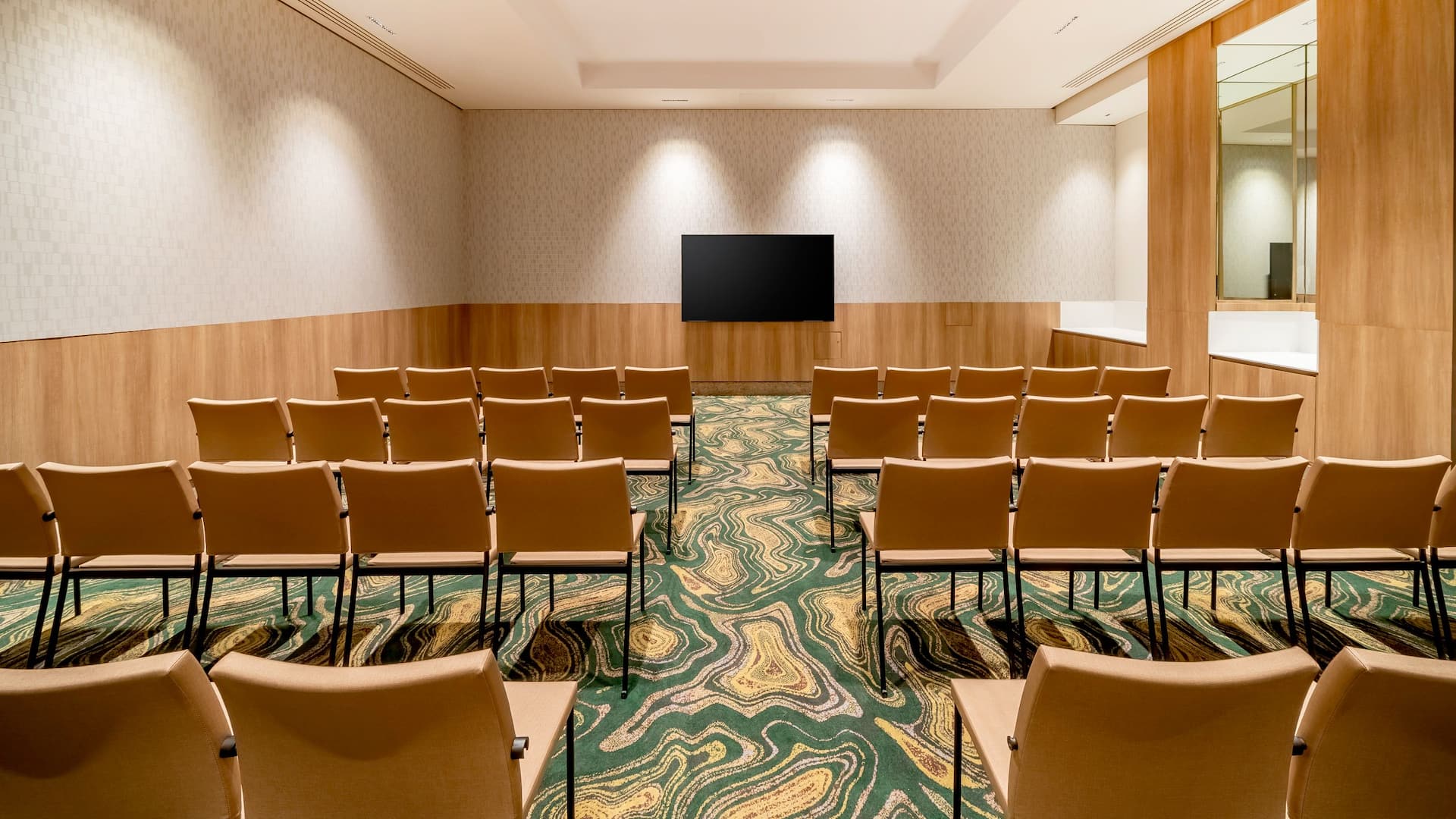6 of 7 Grand Hyatt São Paulo Celebration Theater Tv View