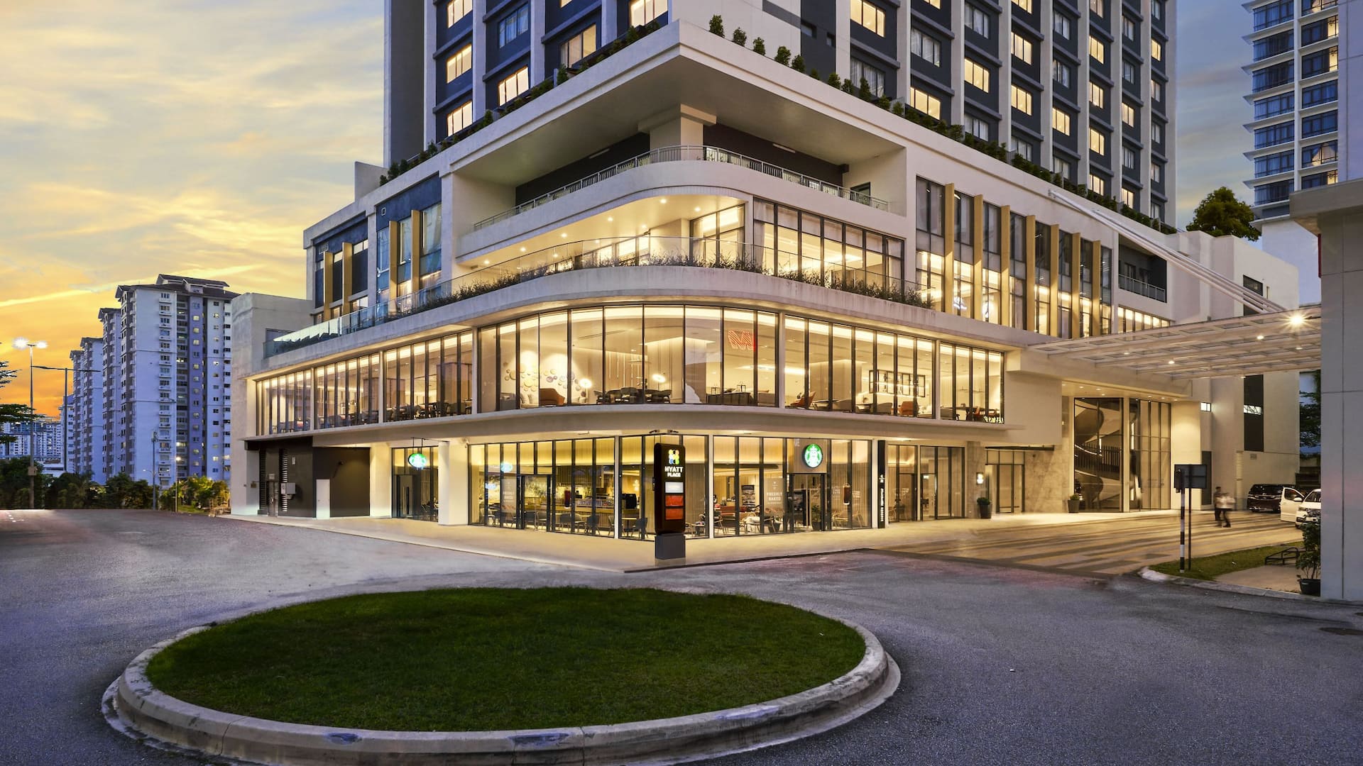 Hyatt Place Kuala Lumpur Bukit Jalil Ground Entrance