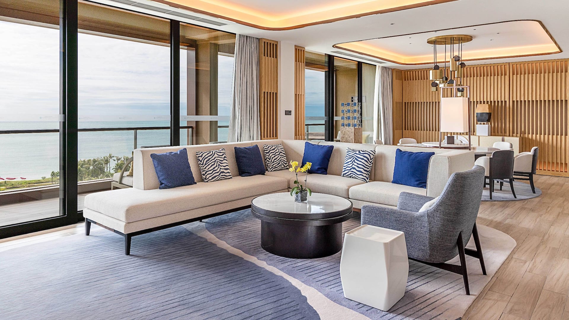 3 de 4 Hyatt Regency Sanya Tianli Bay Presidential Suite Living Room