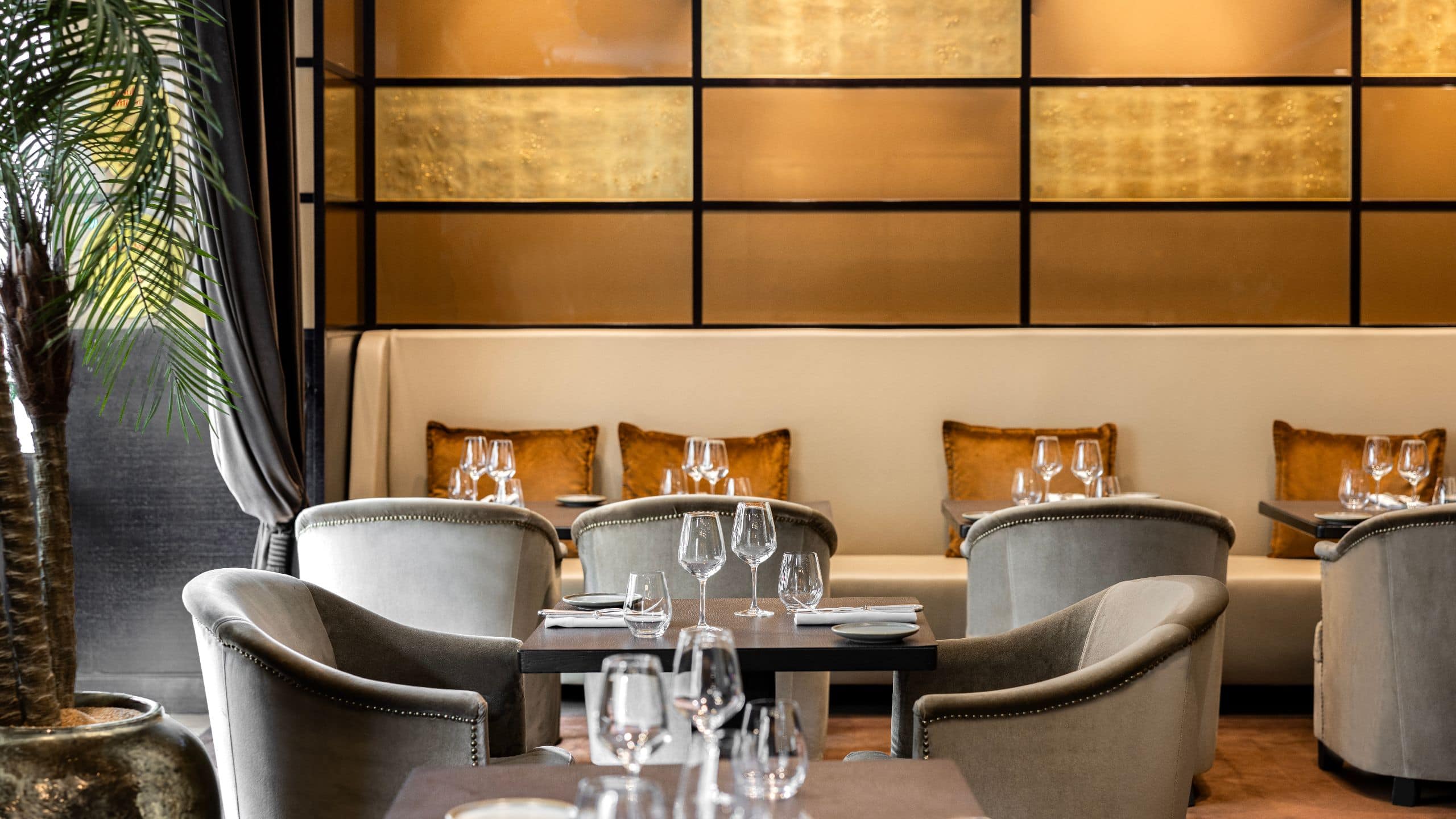 Hyatt Paris Madeleine Cafe M Restaurant Dining Tables