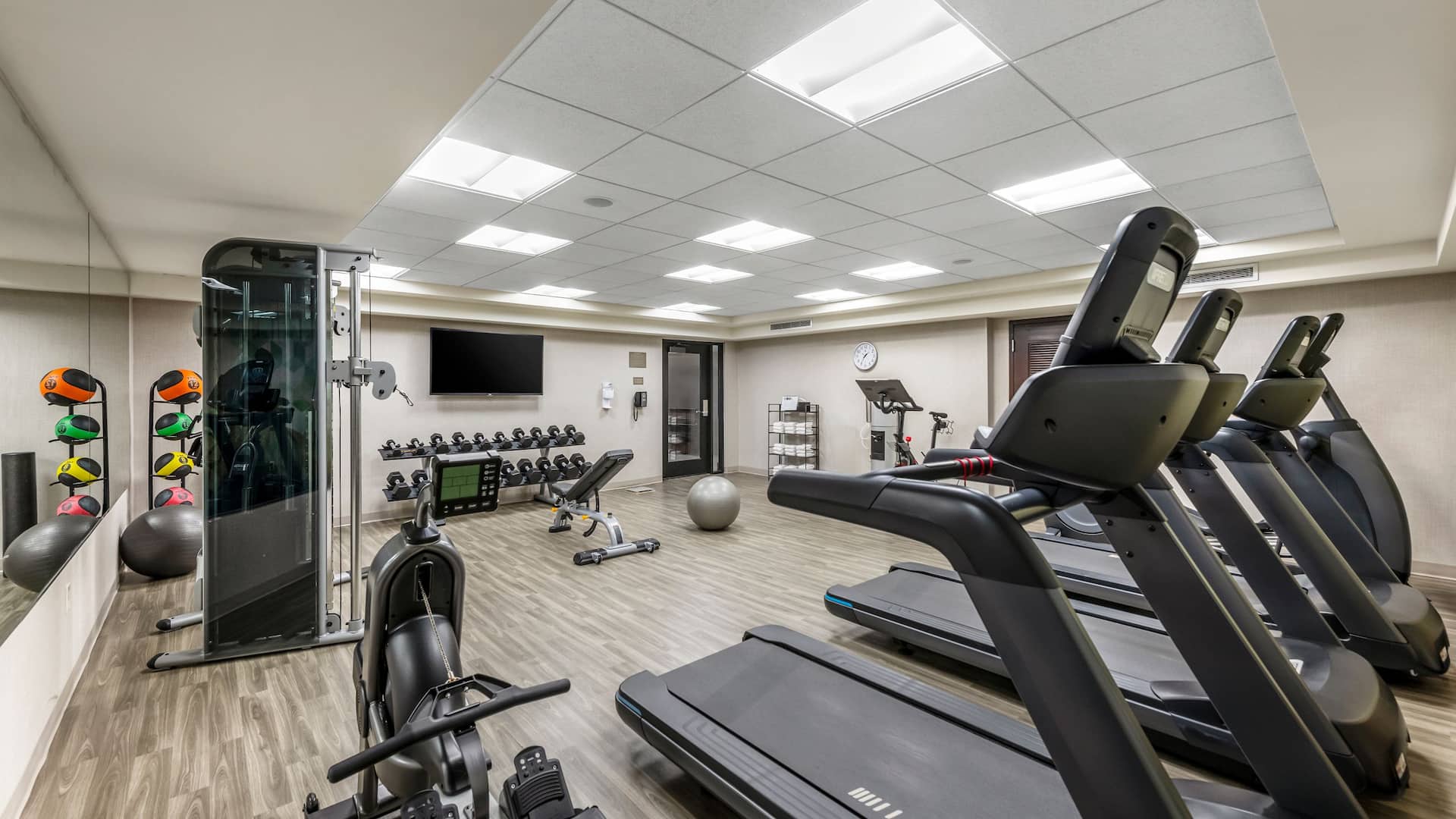 Hyatt Place Phoenix/Chandler-Fashion Center Fitness Center Treadmills