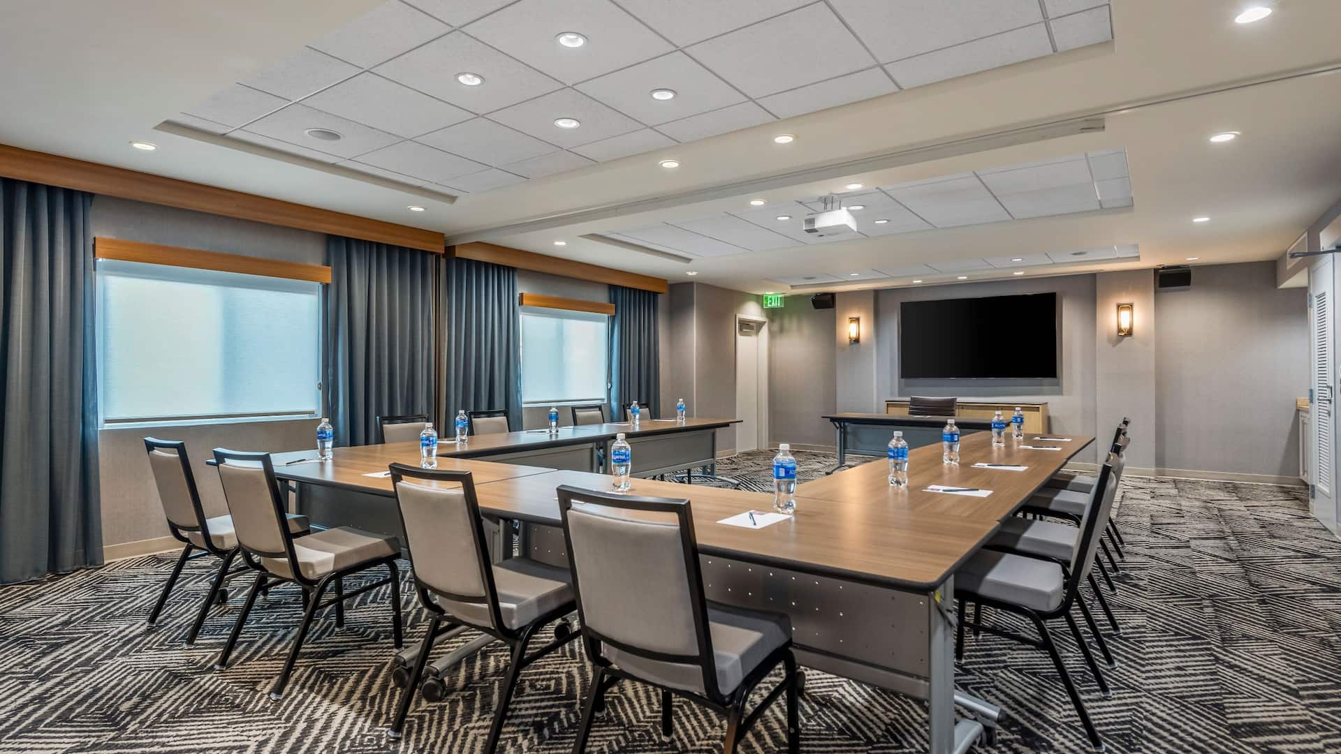 Hyatt Place Phoenix/Chandler-Fashion Center Meeting Room U Shape Table Setup