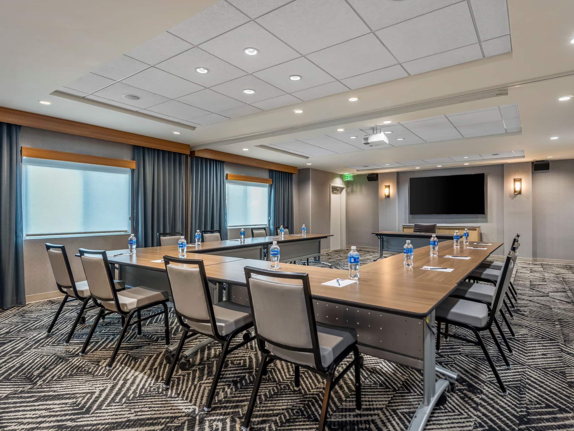 Hyatt Place Phoenix/Chandler-Fashion Center Meeting Room U Shape Table Setup