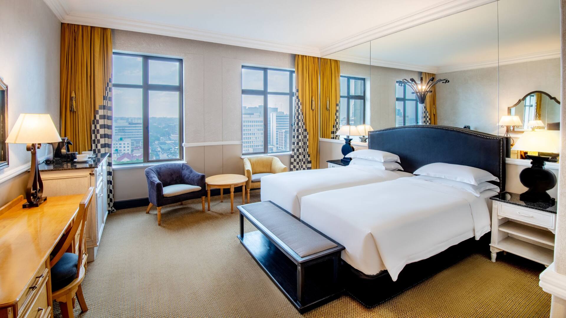 Meikles Hotel Two Twin Beds Park View With Club