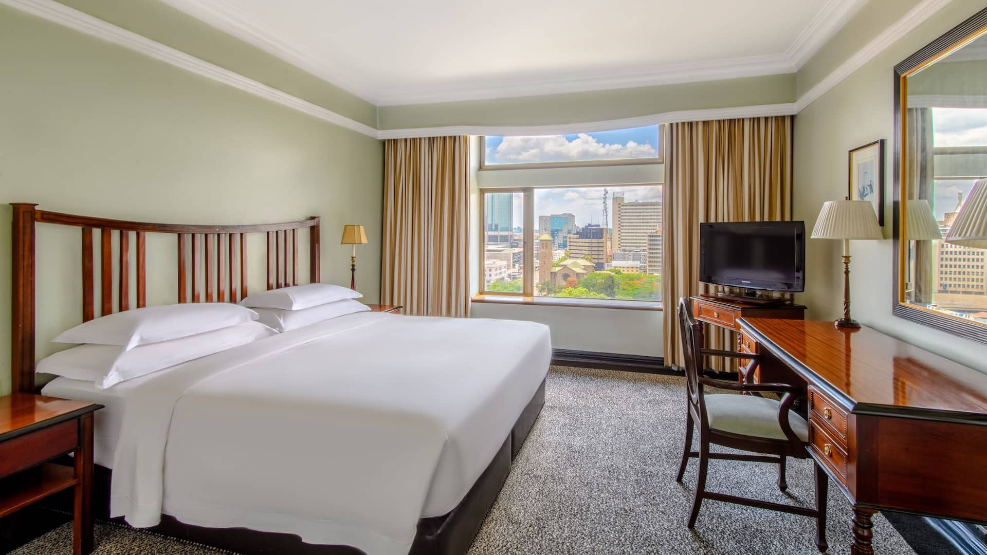 Meikles Hotel Regency Suite