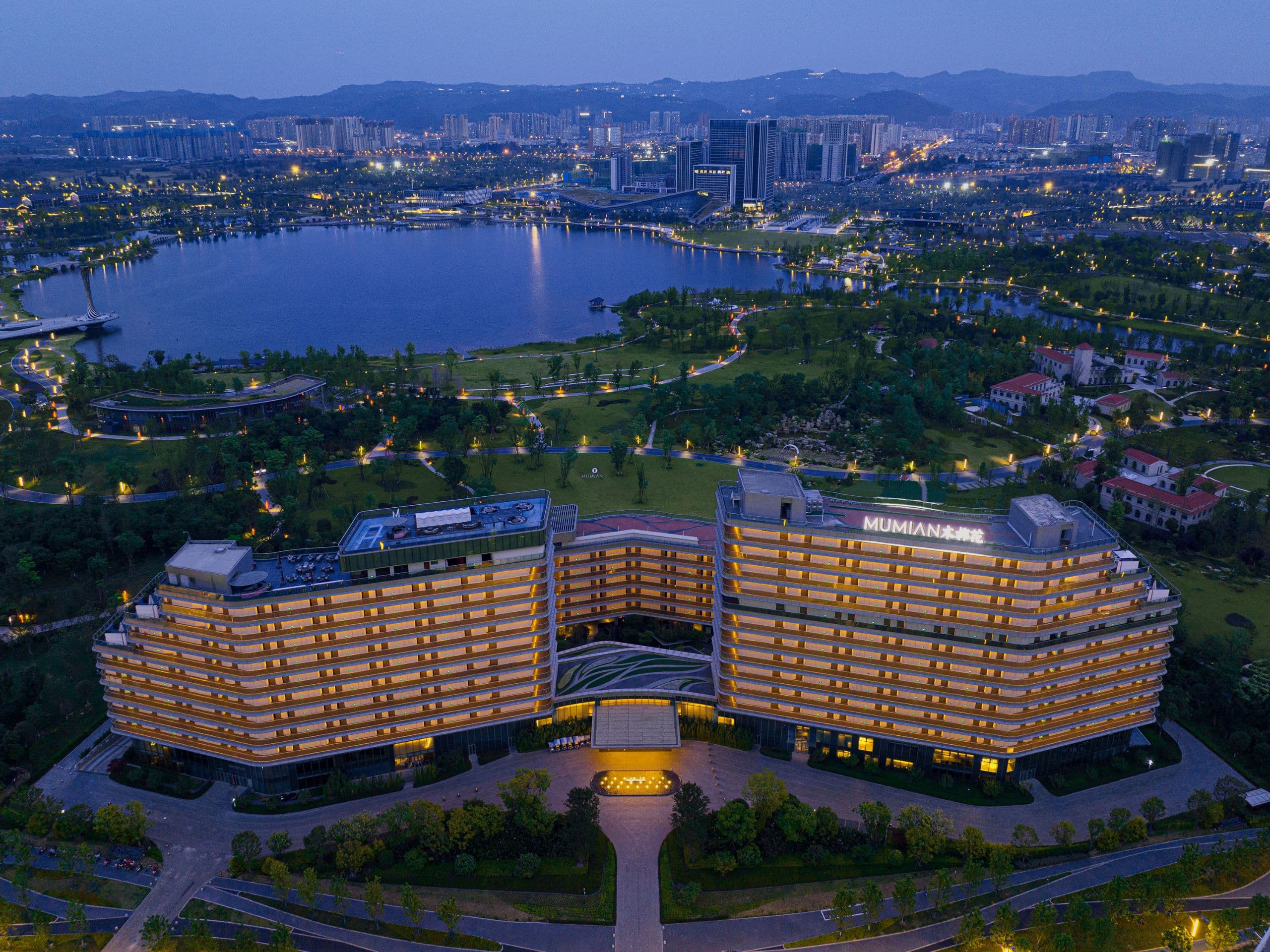 成都东安湖木棉花酒店