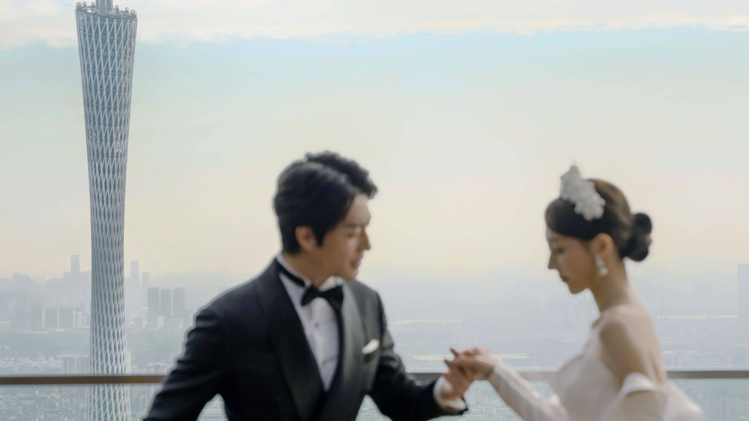 Park Hyatt Guangzhou Rooftop Bar Wedding Bride Groom Detail