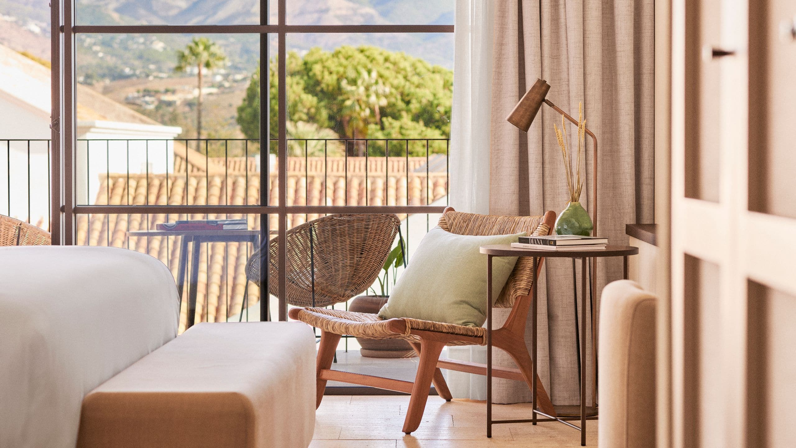 第 4，共 5 La Zambra Resort King Bed