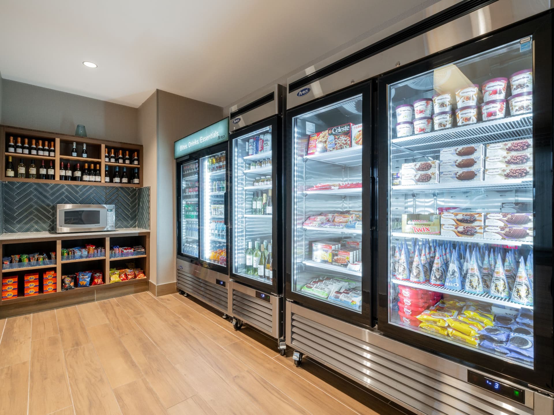Hyatt House Sacramento Airport / Natomas The Market