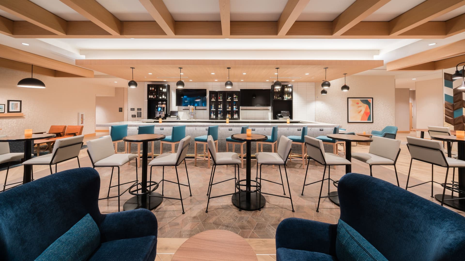 1 of 1 Hyatt House Sacramento Airport / Natomas The Placery Dining Seating