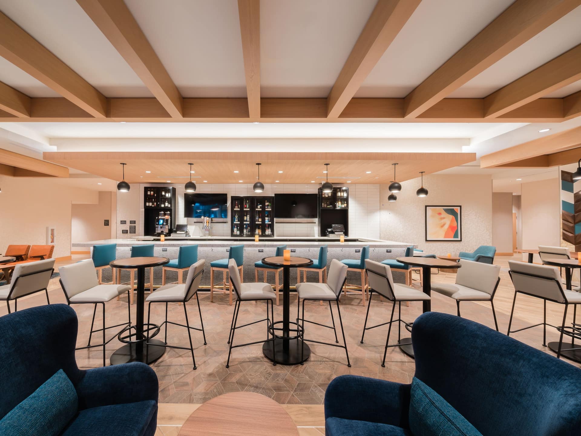Hyatt House Sacramento Airport / Natomas The Placery Dining Seating