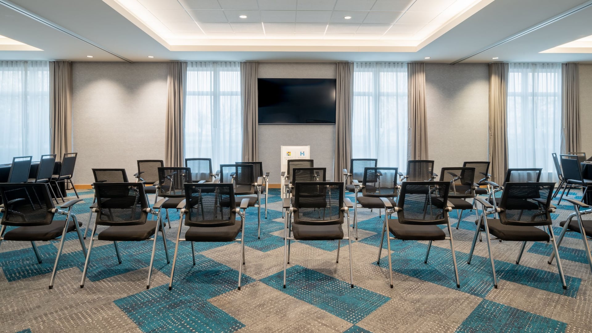 1 of 1 Hyatt House Sacramento Airport / Natomas Kings Meeting Room