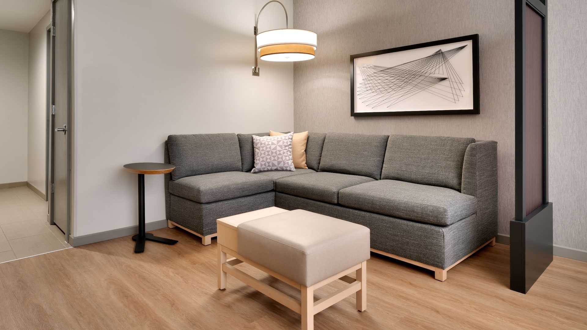 2/4 Hyatt Place at Anaheim Resort/Convention Center Sofabed Ottoman