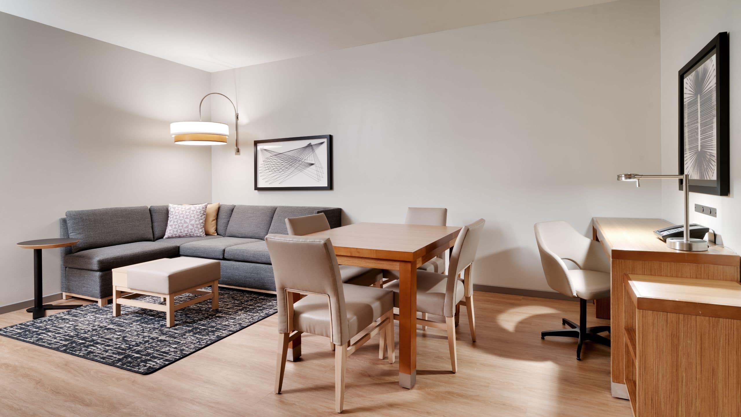 ディズニーランド近くの2ルーム ファミリースイート | ハイアット