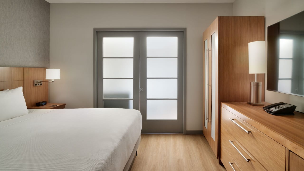 Hotel photos hyatt place at anaheim resort convention center
