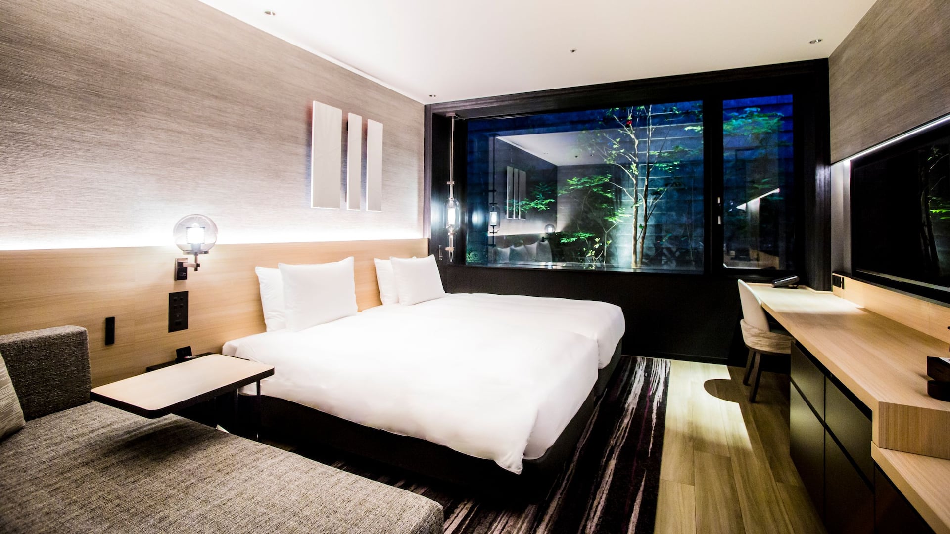 Hyatt Place Kyoto Deluxe Twin Bed Nighttime