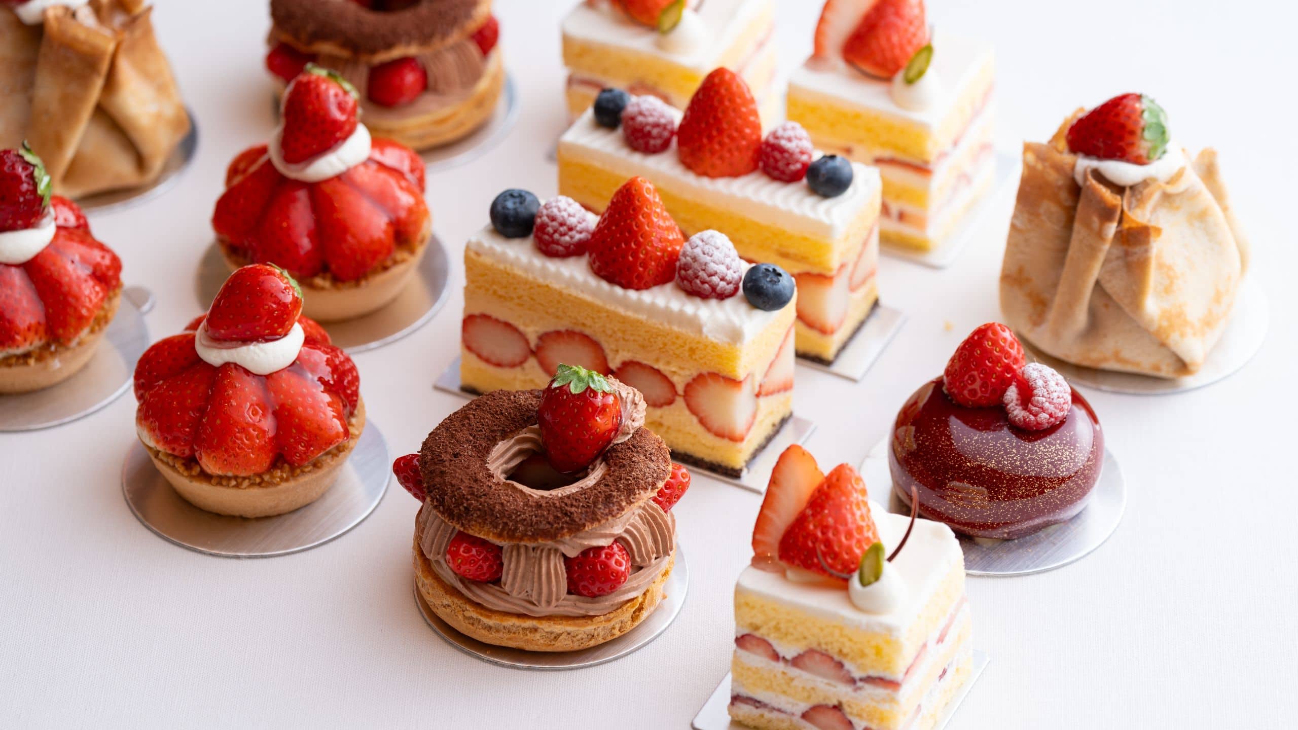 Hyatt Regency Kyoto Boutique Strawberryfest Minicakes