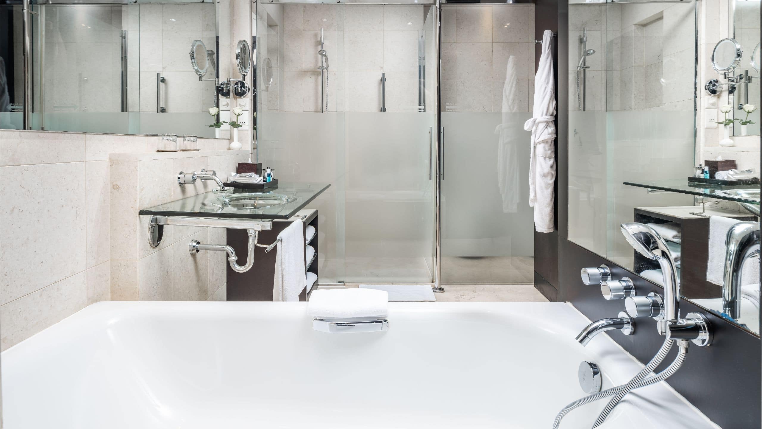 10 من 11 Park Hyatt Jeddah – Marina, Club and Spa Standard Bathroom