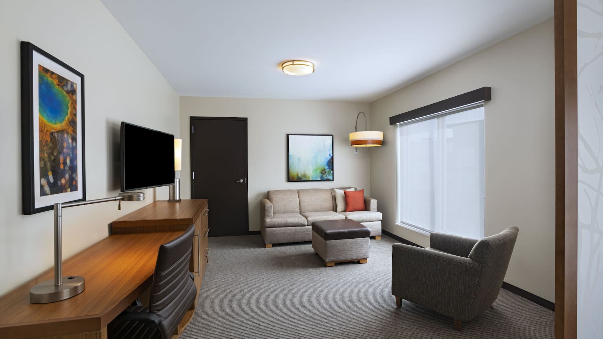 Hyatt Place Greensboro / Downtown Suite Living Room
