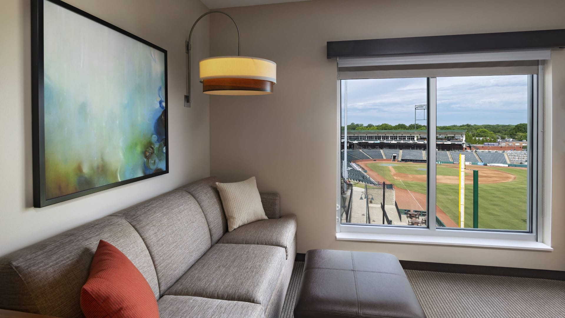 Hyatt Place Greensboro / Downtown View Guest Bedroom