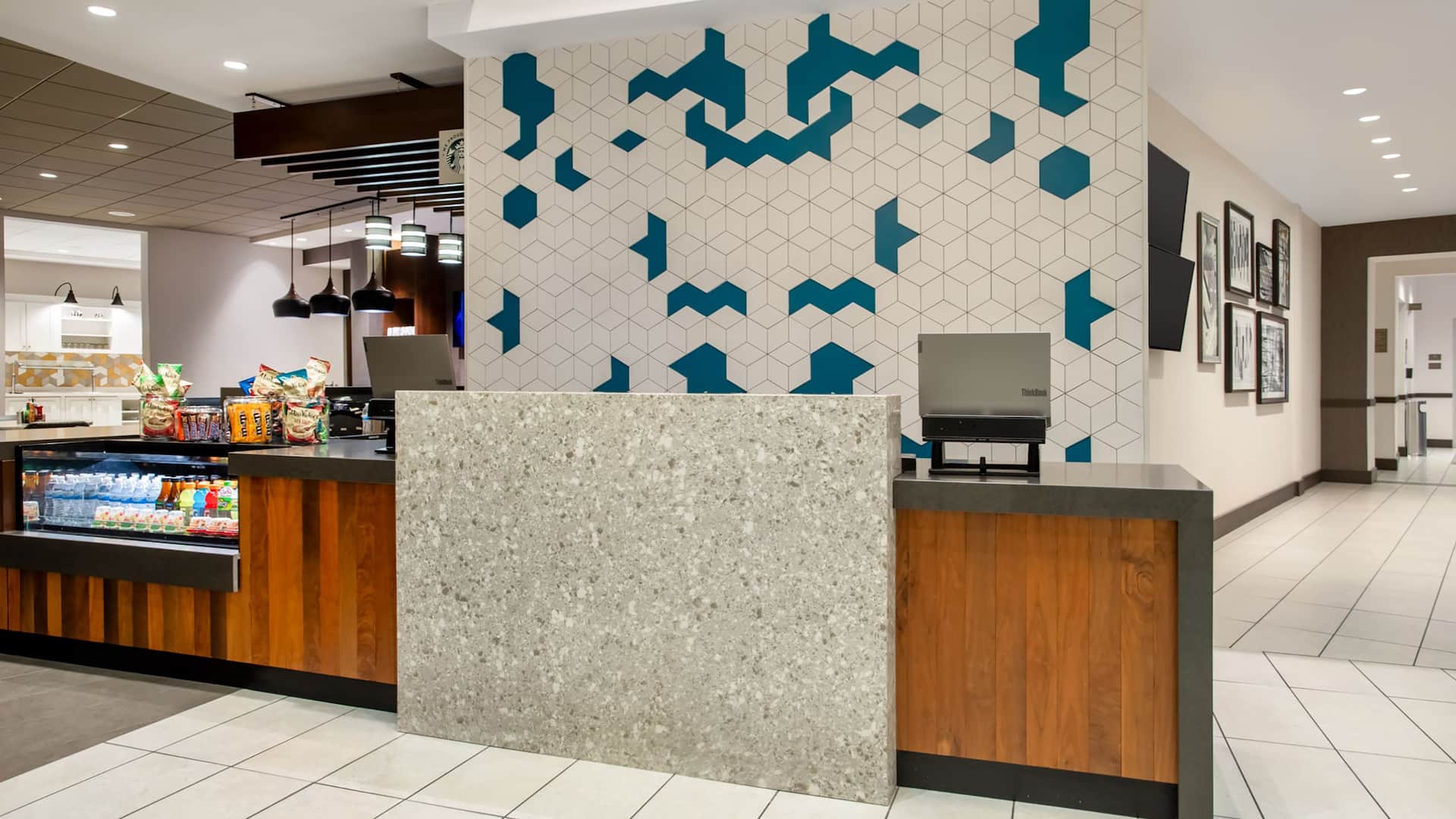 Hyatt Place Austin Airport Front Desk