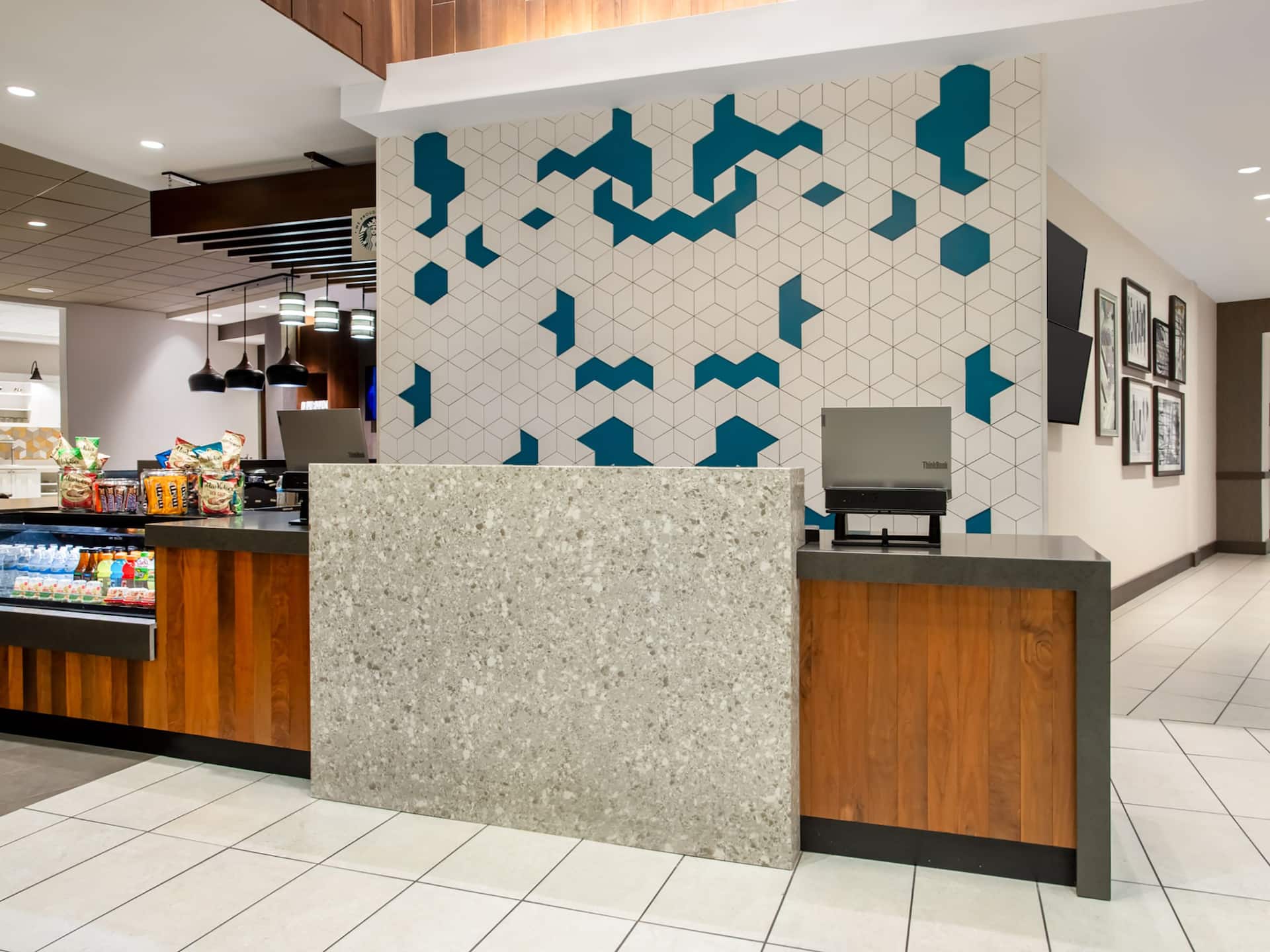 Hyatt Place Austin Airport Front Desk