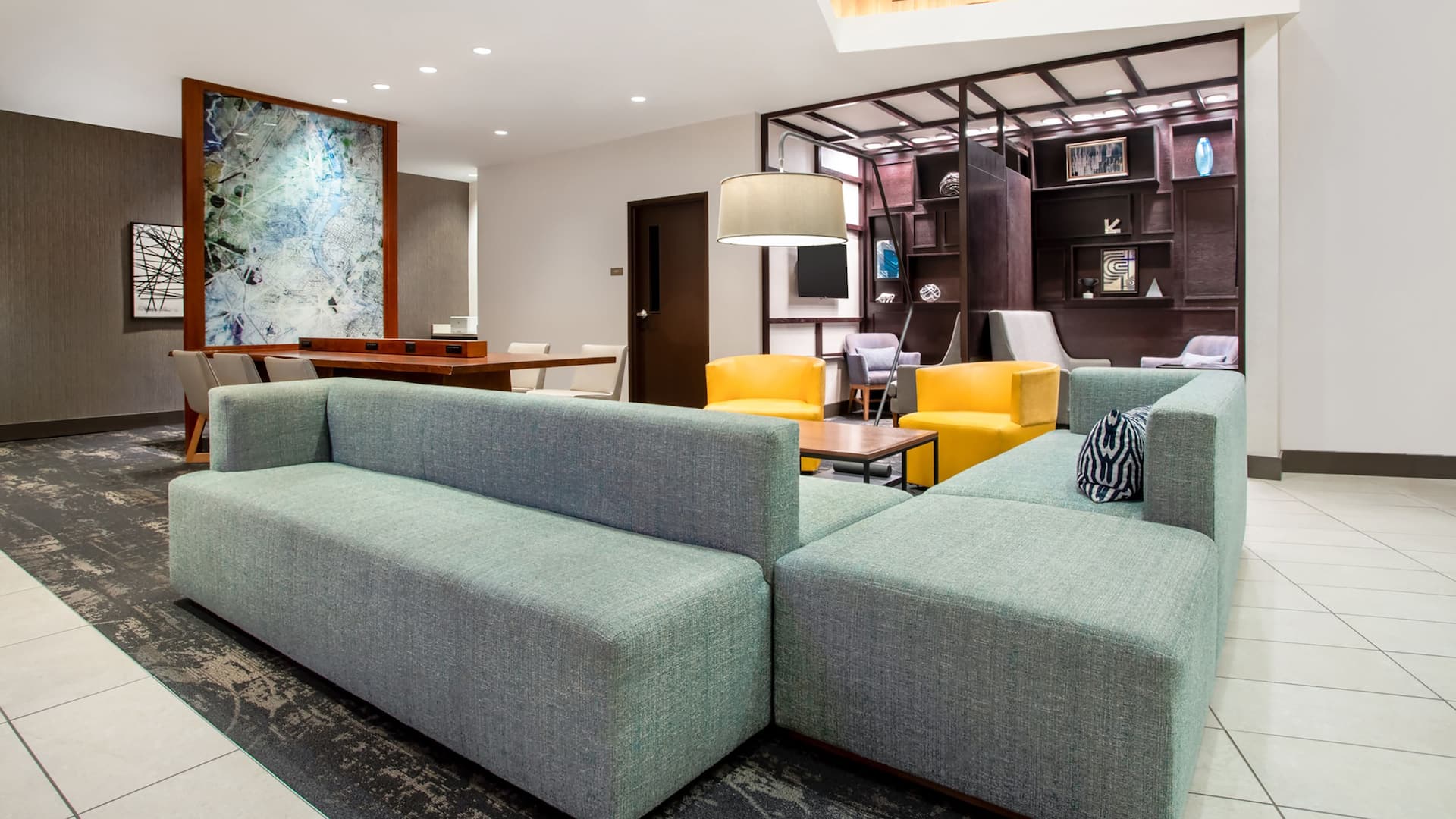 Hyatt Place Austin Airport Lobby