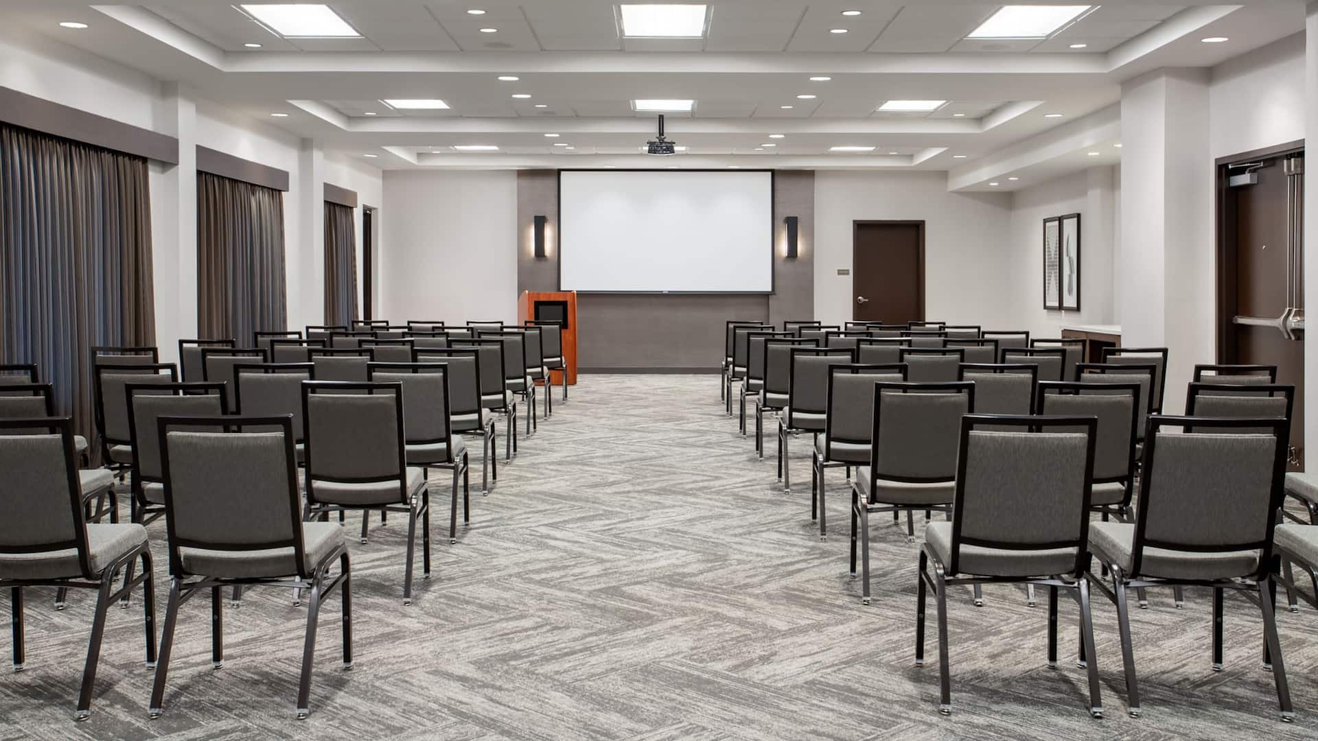 Hyatt Place Austin Airport Lonestar Theatre Seating