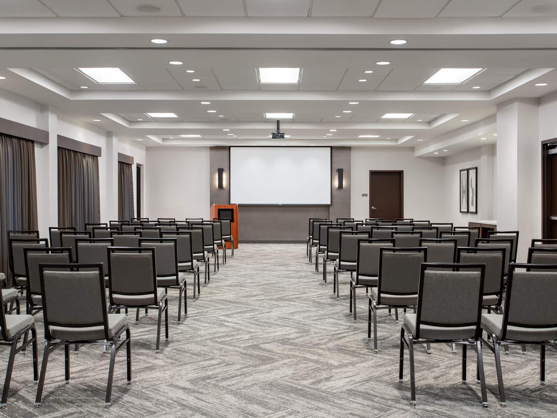 Hyatt Place Austin Airport Lonestar Theatre Seating