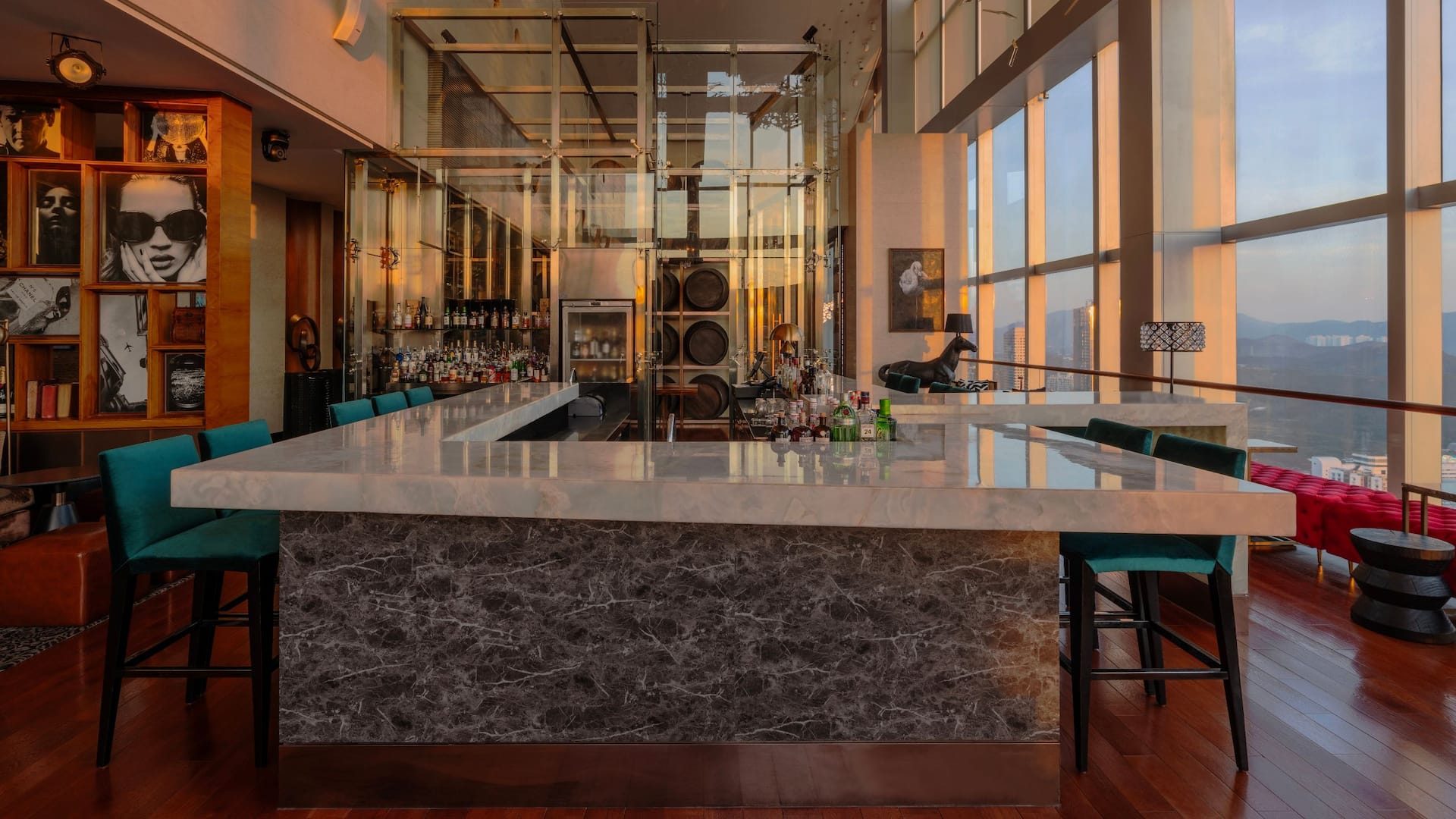 Grand Hyatt Shenzhen The Penthouse Bar