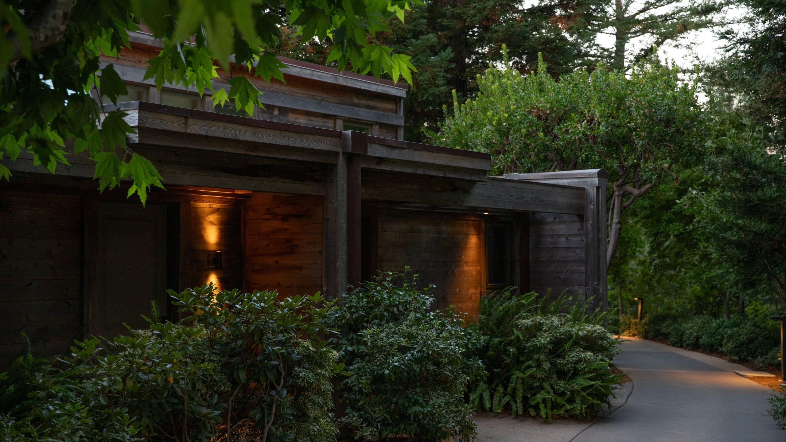 Alila Ventana Big Sur Exterior With Bushes