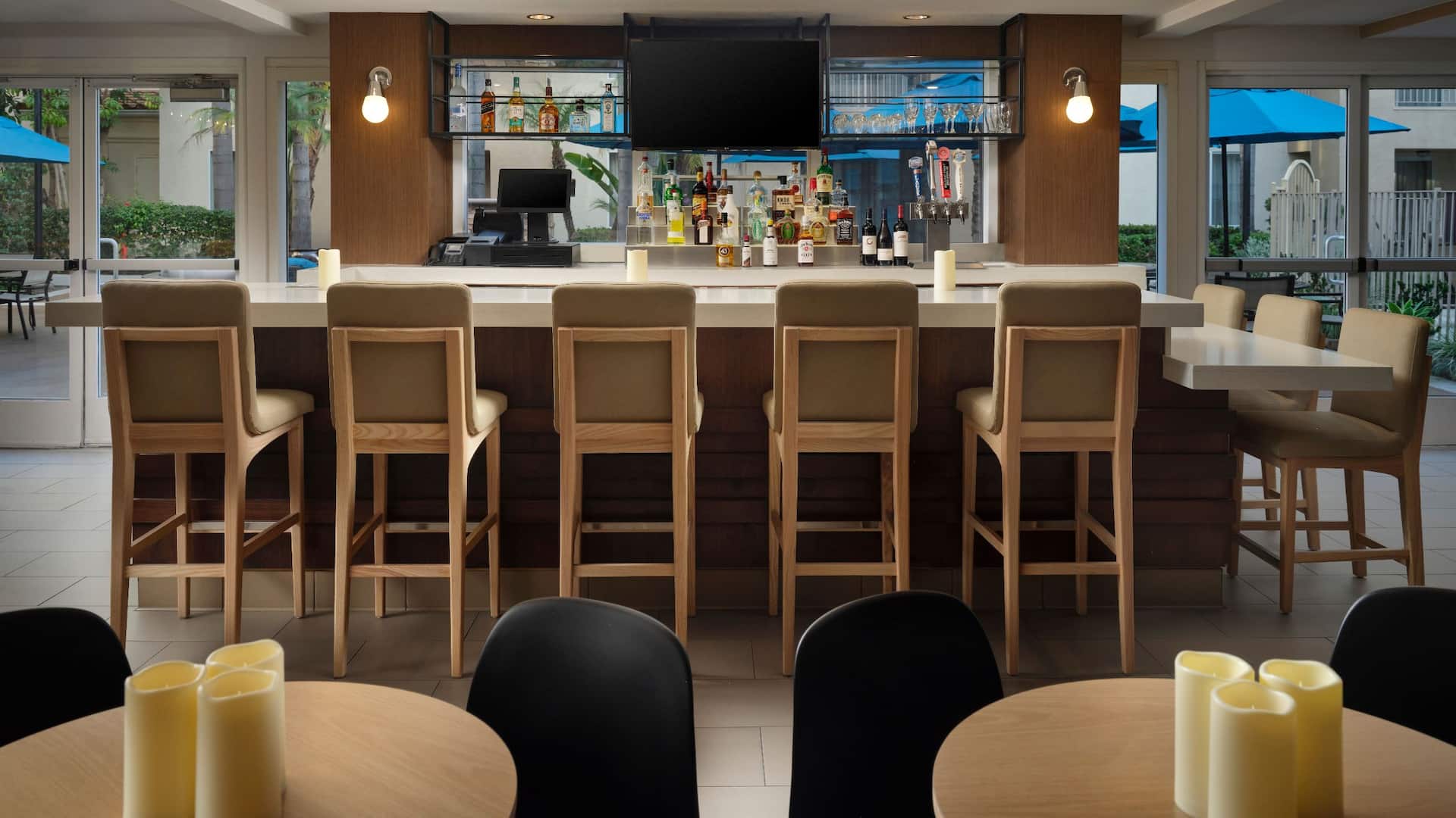 Hyatt House San Diego/Sorrento Mesa H Bar Primary View