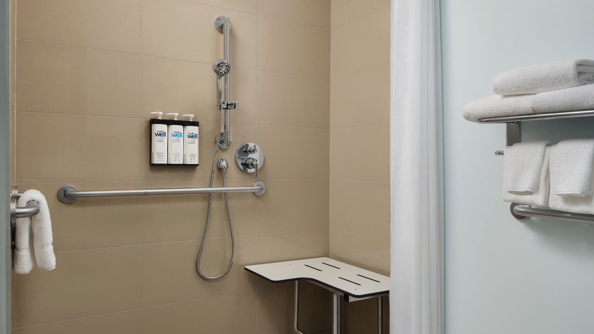 Hyatt House San Diego/Sorrento Mesa  King Accessible Bathroom Roll In